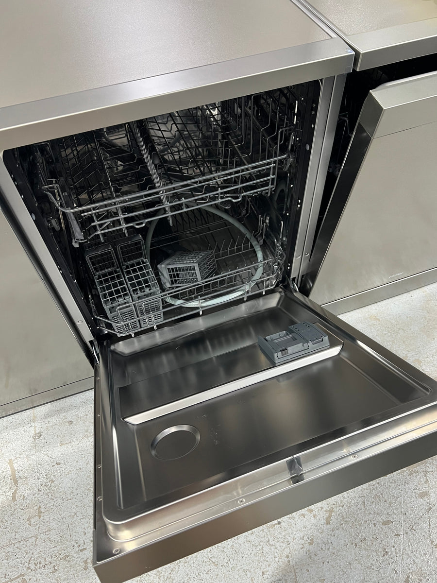 Haier Freestanding Dishwasher Satina HDW15F2S1 - Second Hand Appliances Geebung
