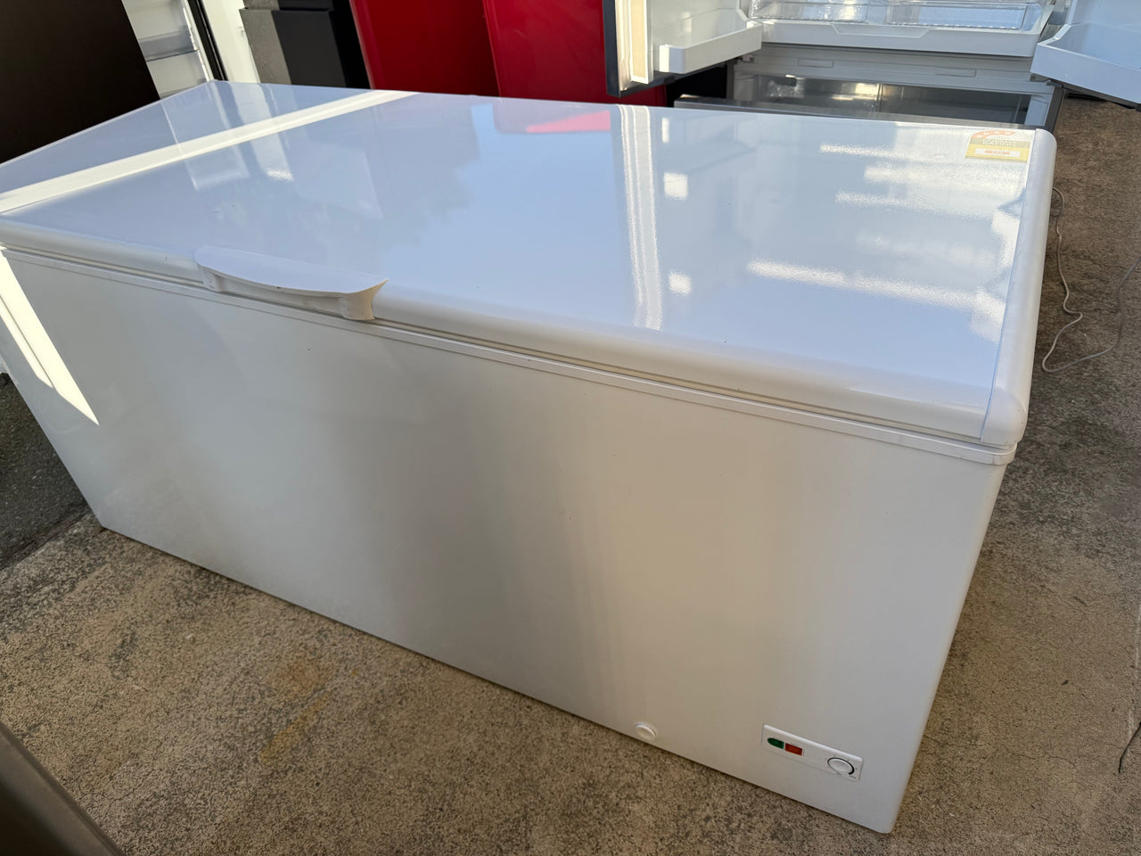 Factory second Haier HCF719W2 705L Chest Freezer - Second Hand Appliances Geebung