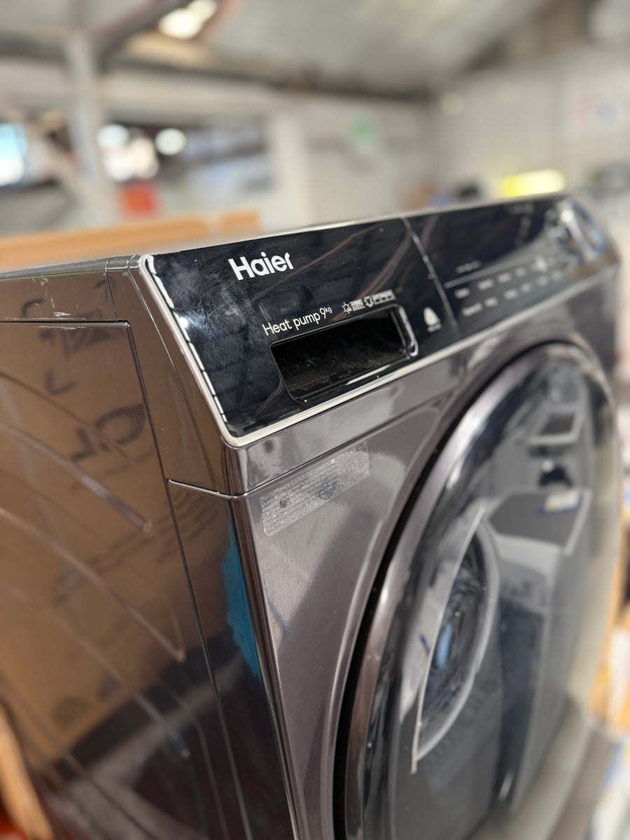 Factory second Haier HDHP90ANB1 — 9 kg Heat Pump Dryer with Steam (“600 Series”) - Second Hand Appliances Geebung