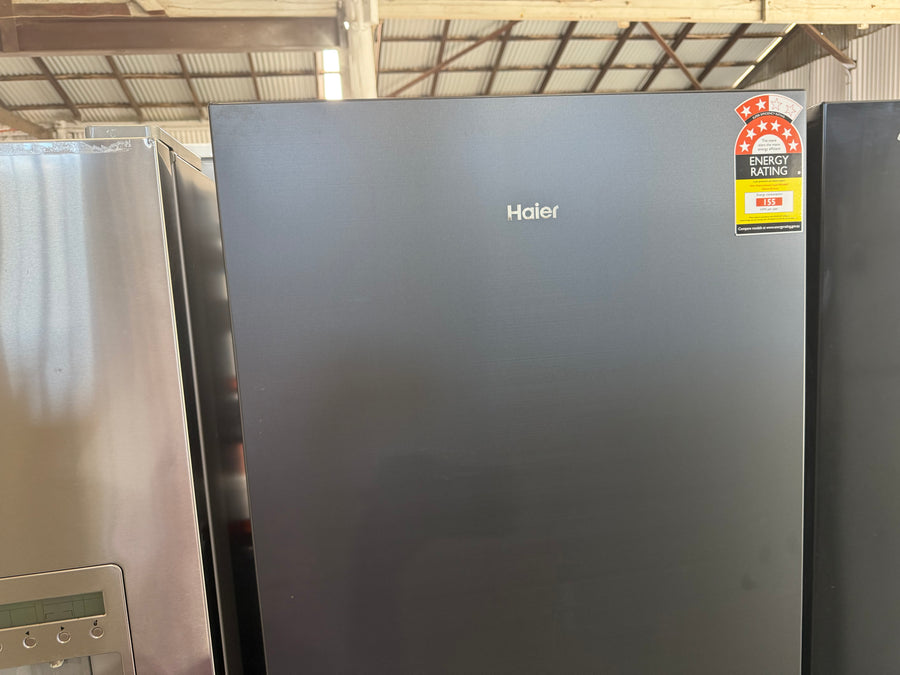 Factory second Haier HRF420BEC is a 433L bottom mount refrigerator - Second Hand Appliances Geebung