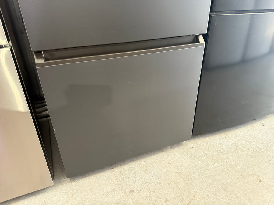 Factory second Haier HRF420BEC is a 433L bottom mount refrigerator - Second Hand Appliances Geebung