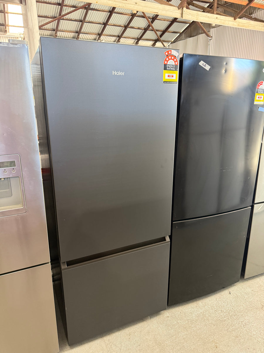 Factory second Haier HRF420BEC is a 433L bottom mount refrigerator - Second Hand Appliances Geebung