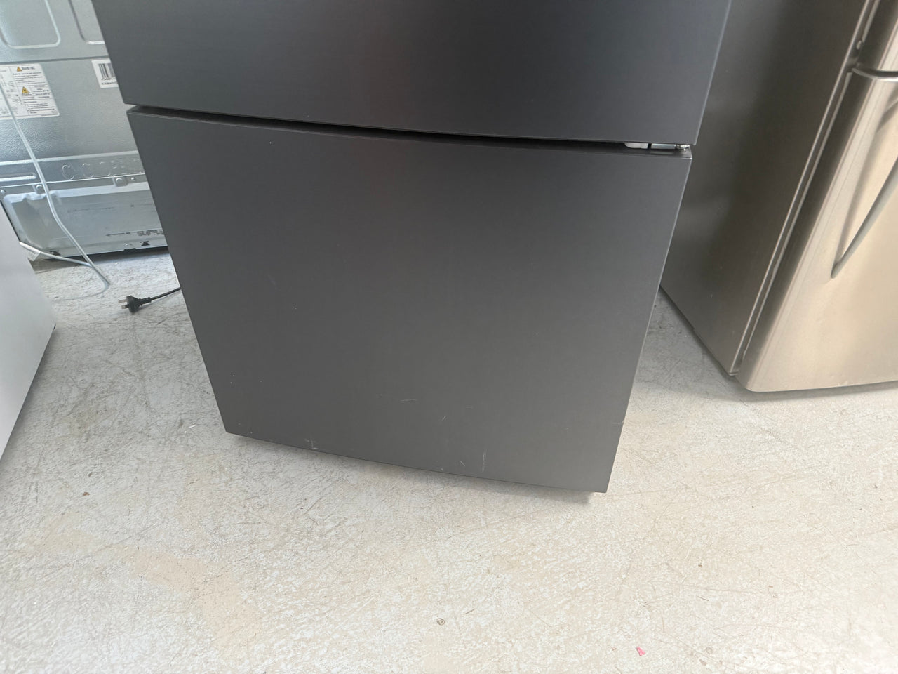 Factory second Haier HRF450BHC2 417-liter bottom-mount refrigerator - Second Hand Appliances Geebung