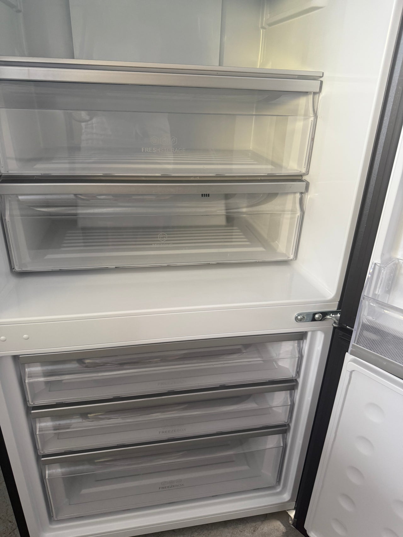 Factory second Haier HRF450BHC2 417-liter bottom-mount refrigerator - Second Hand Appliances Geebung