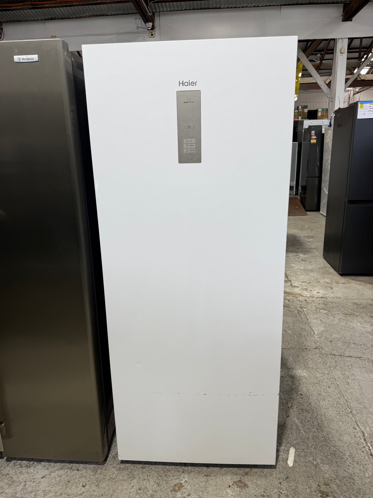 Factory second Haier HRF505VW 465 L Vertical Refrigerator - Second Hand Appliances Geebung