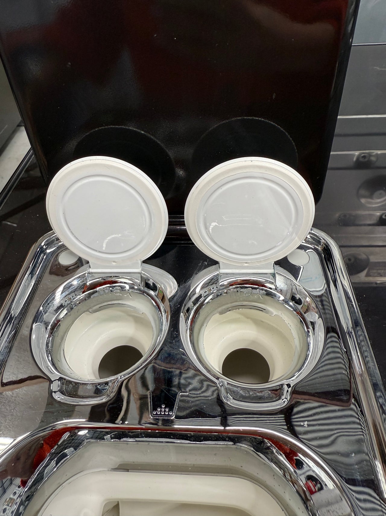 Factory second Haier HWDX1590CTB1 premium 2-in-1 front load washer dryer - Second Hand Appliances Geebung