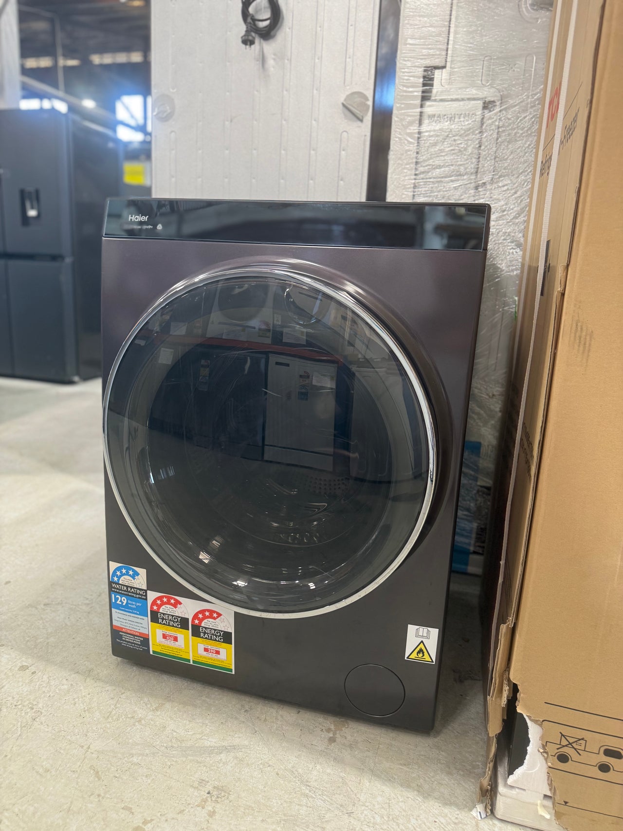 Factory second Haier HWDX1590CTB1 premium 2-in-1 front load washer dryer - Second Hand Appliances Geebung
