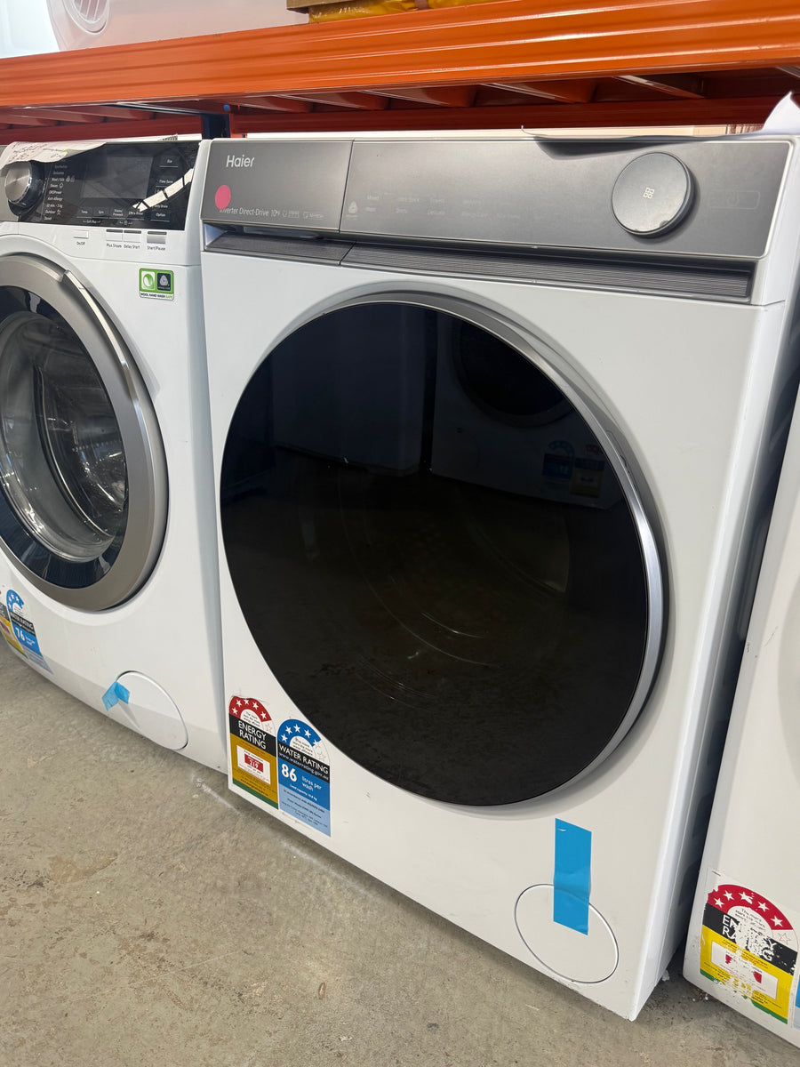 Factory second Haier 500 Series 9kg Heat Pump Dryer HDHP90NW1 - Second Hand Appliances Geebung