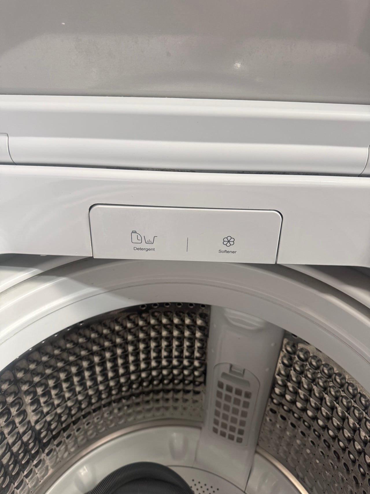 Factory second Haier HWT08AN1 8kg Top Load Washing Machine - Second Hand Appliances Geebung