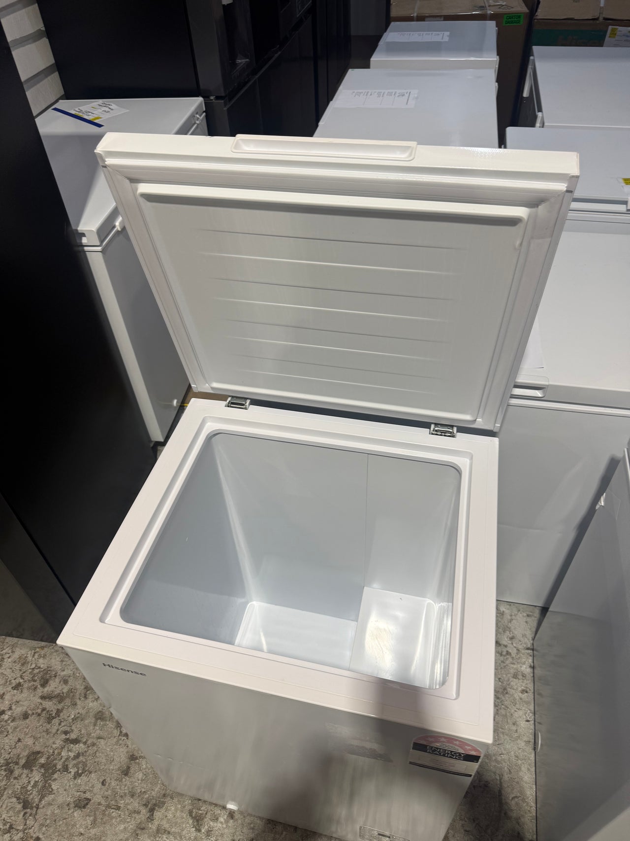 Factory second Hisense 145L Hybrid Chest Freezer HRCF146 - Second Hand Appliances Geebung