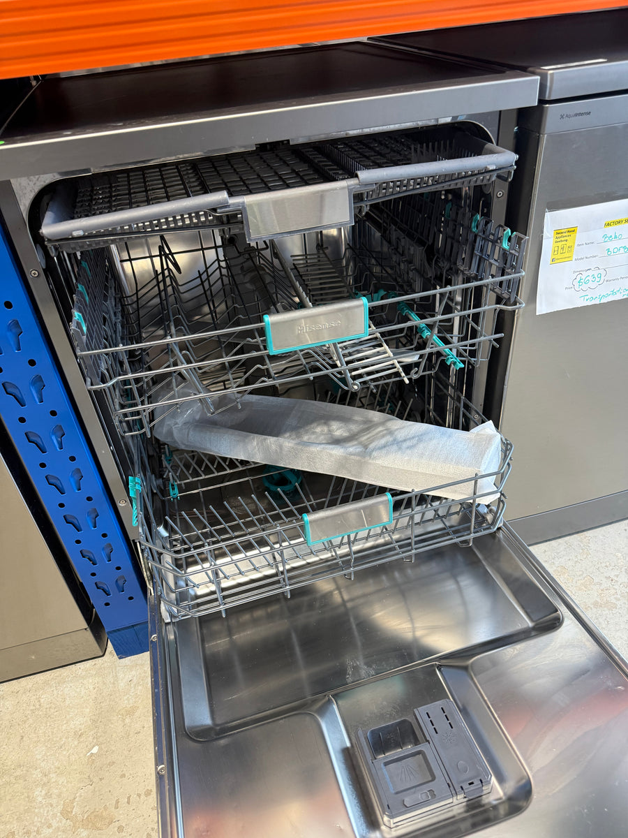Factory second Hisense 16 Place Setting Freestanding Dishwasher – HSAA16FS - Second Hand Appliances Geebung