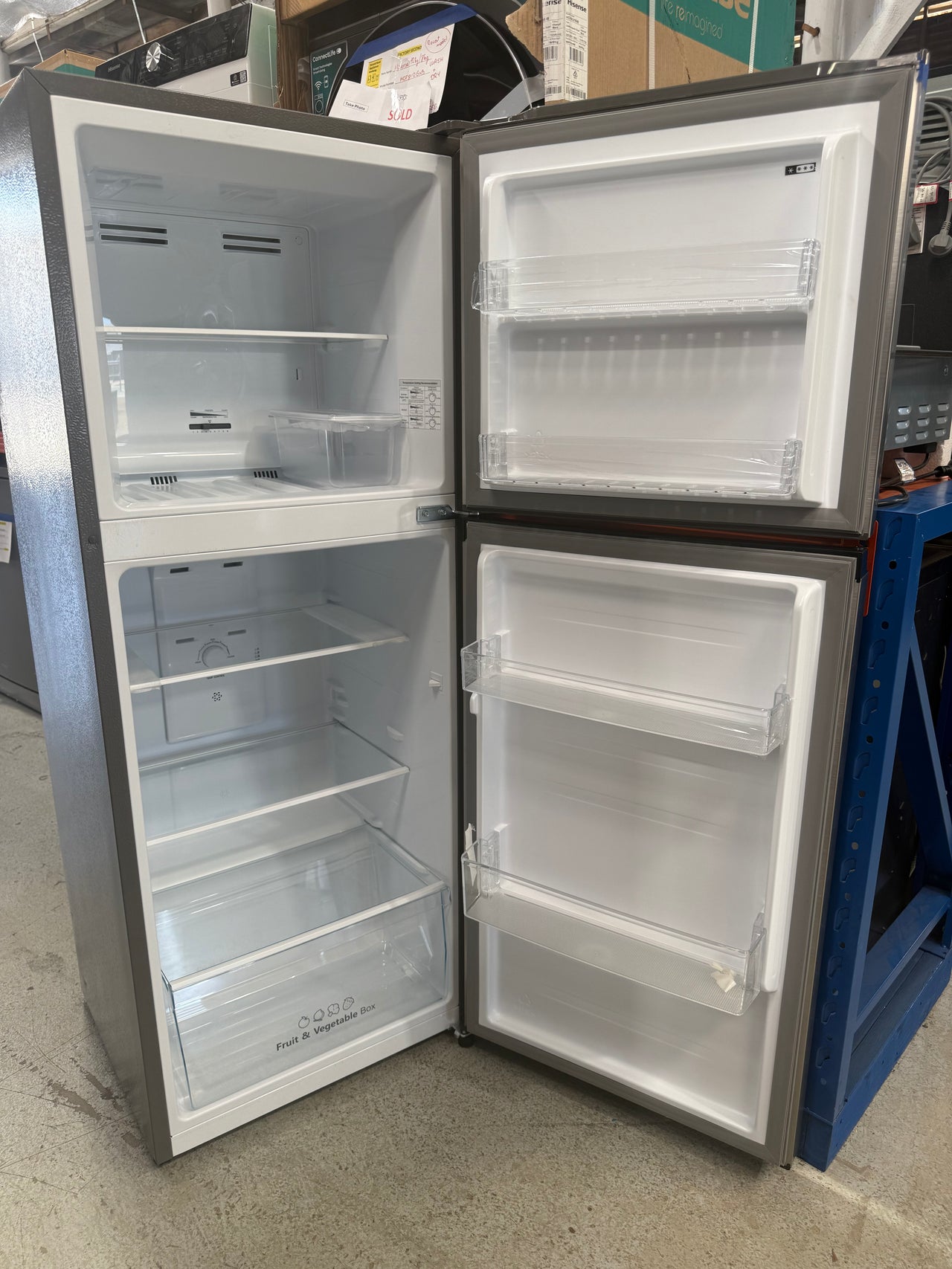 Factory second Hisense 205L Top Mount Fridge – HRTF206S - Second Hand Appliances Geebung