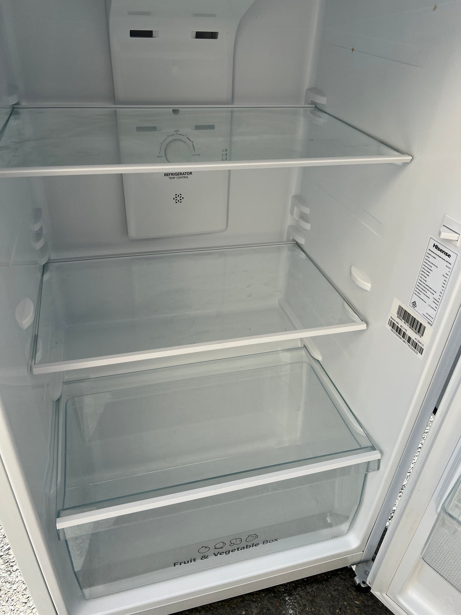 Factory second Hisense 205L Top Mount Frost Free Refrigerator Model: HRTF205 - Second Hand Appliances Geebung