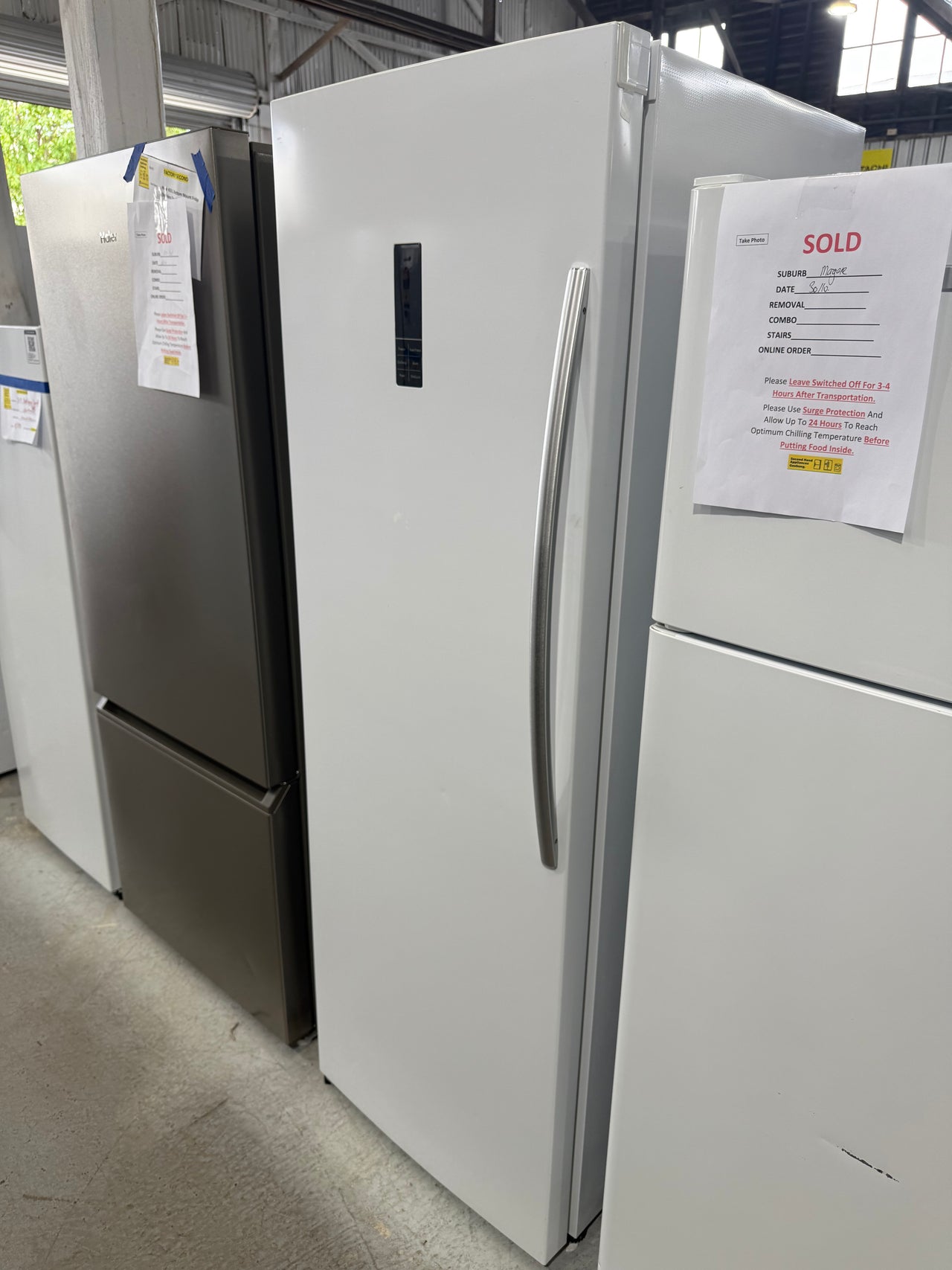 Factory second Hisense 254L Upright Frost-Free Freezer – White (HRVF254) - Second Hand Appliances Geebung