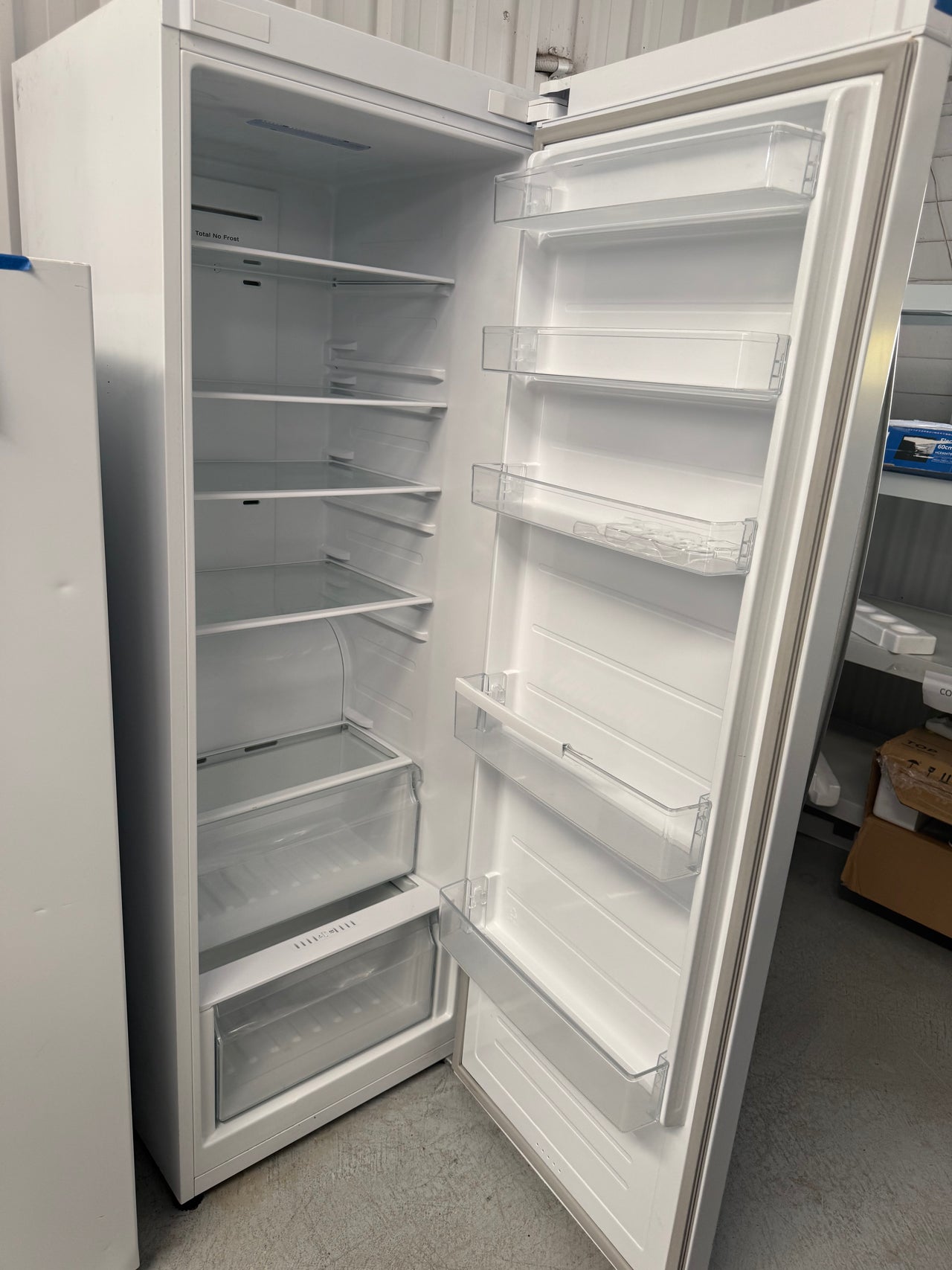 Factory second Hisense 328l vertical fridge HRAF328 - Second Hand Appliances Geebung