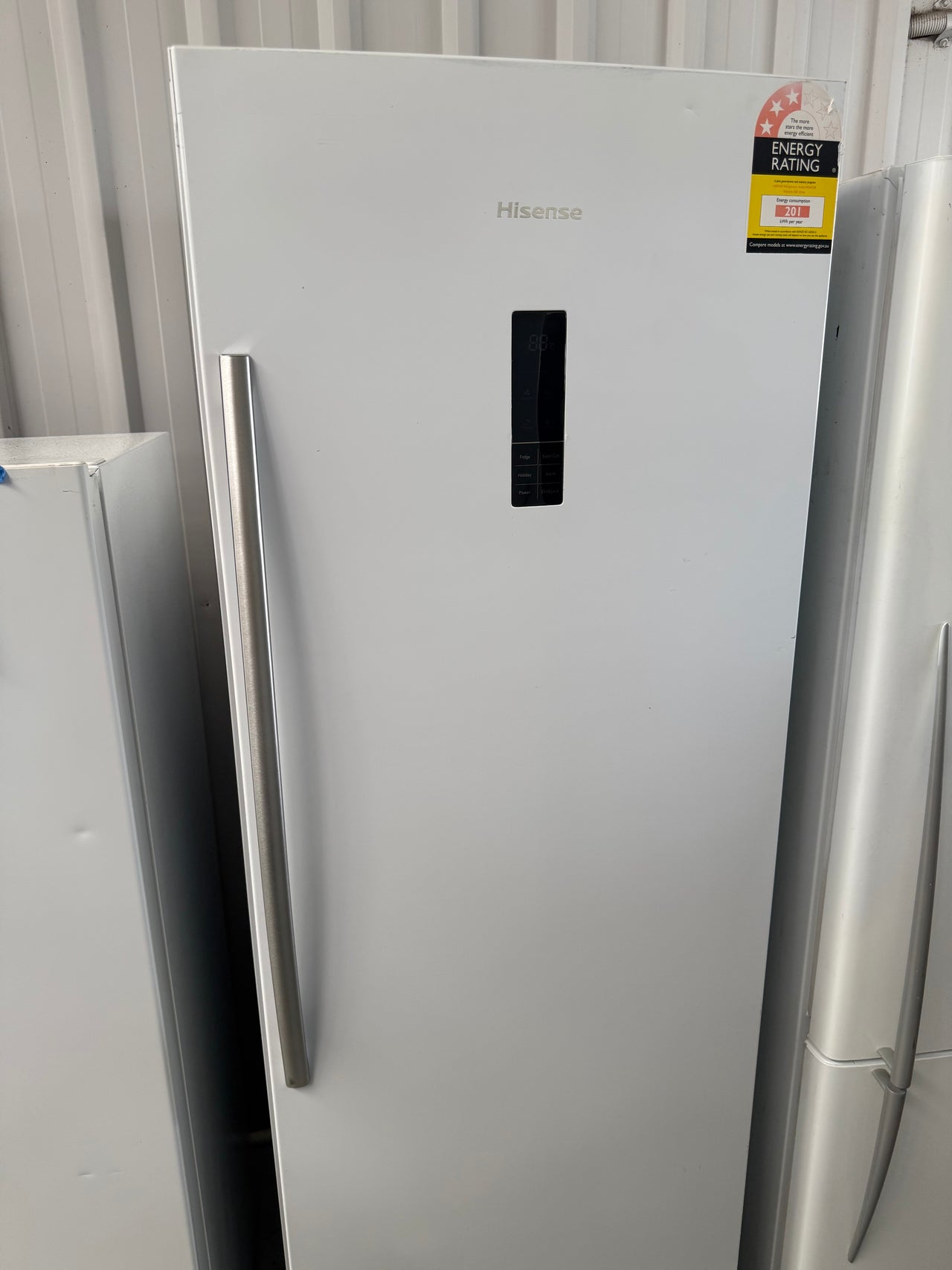 Factory second Hisense 328l vertical fridge HRAF328 - Second Hand Appliances Geebung