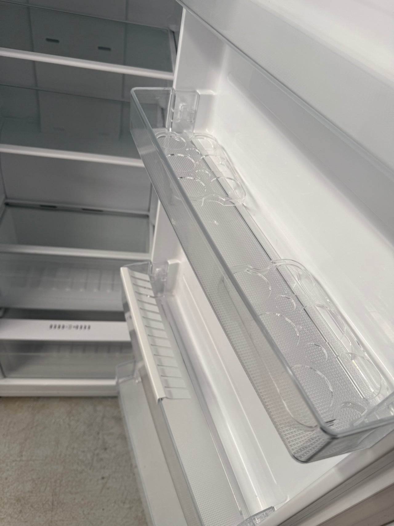 Factory second Hisense 328l vertical fridge HRAF328 - Second Hand Appliances Geebung