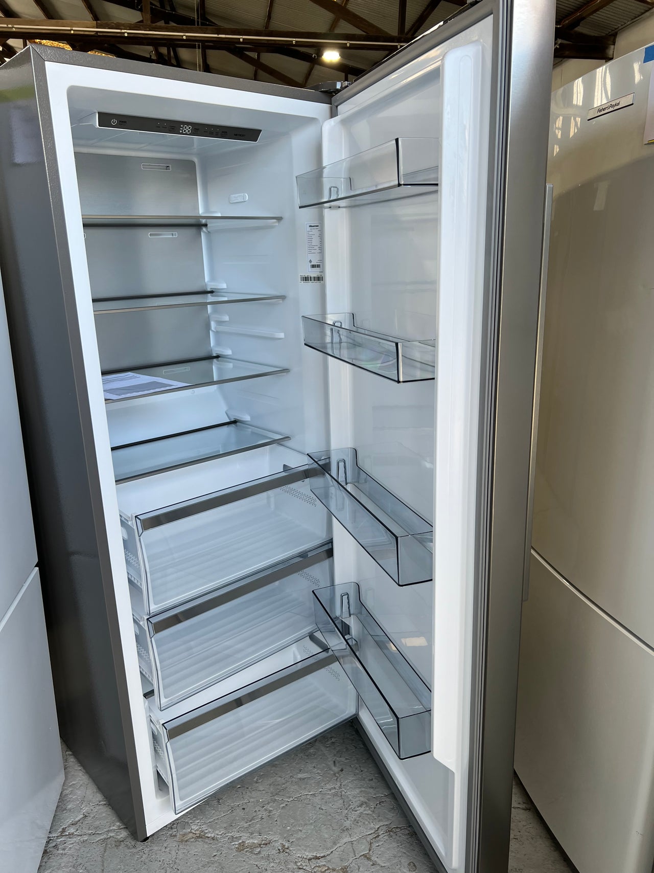 Factory second Hisense 384L Vertical Hybrid Freezer HRVF384S - Second Hand Appliances Geebung