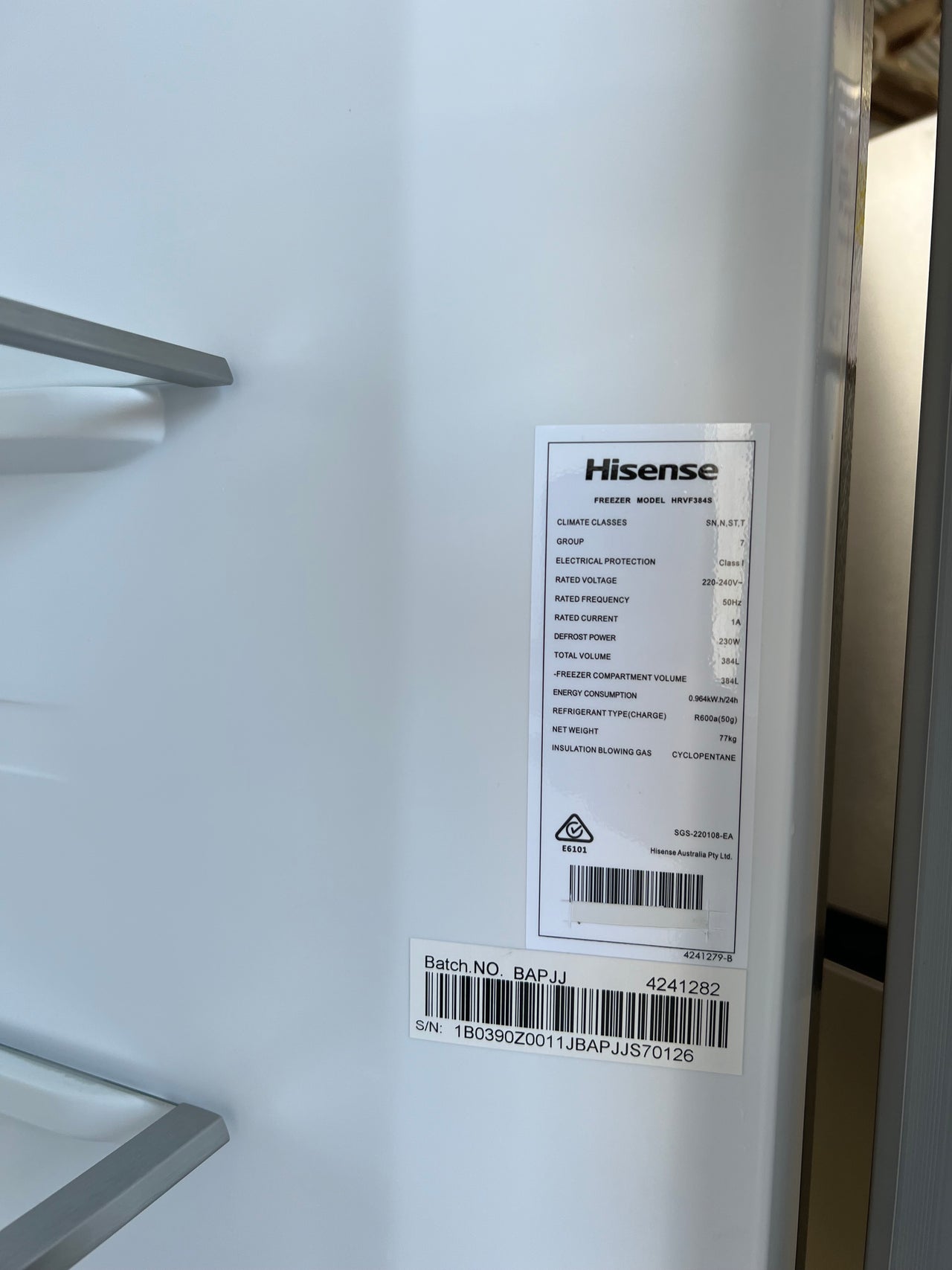 Factory second Hisense 384L Vertical Hybrid Freezer HRVF384S - Second Hand Appliances Geebung
