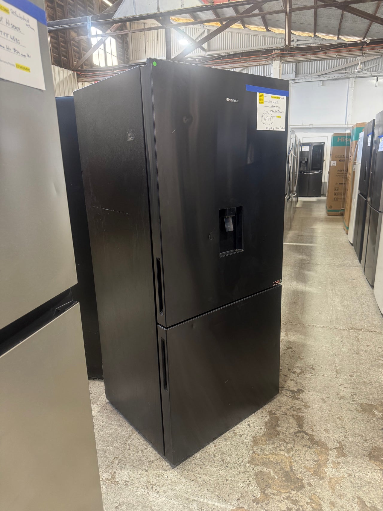 Buy Factory second Hisense 482L PureFlat Bottom Mount Refrigerator – Black Steel |  | [product_variant] | Second Hand Appliances Geebung Brisbane