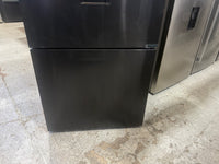 Thumbnail for Buy Factory second Hisense 482L PureFlat Bottom Mount Refrigerator – Black Steel |  | [product_variant] | Second Hand Appliances Geebung Brisbane