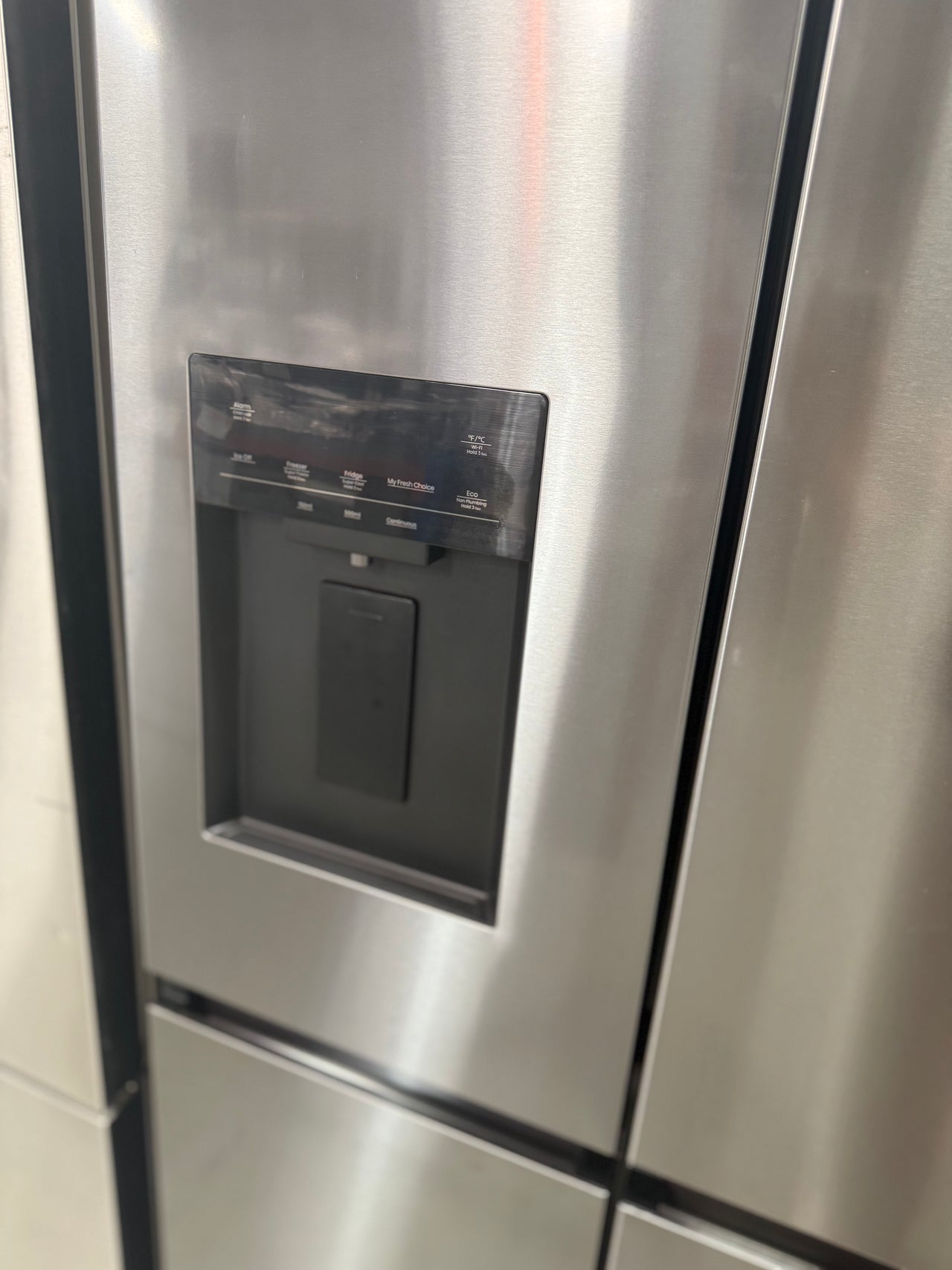 Factory second Hisense 483L French Door Refrigerator HRCD483TBW - Second Hand Appliances Geebung