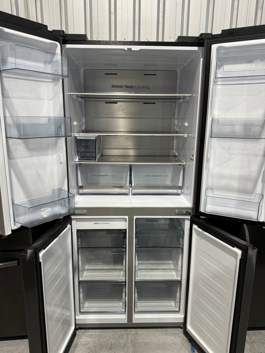 Factory second Hisense 483L French Door Refrigerator HRCD483TBW - Second Hand Appliances Geebung