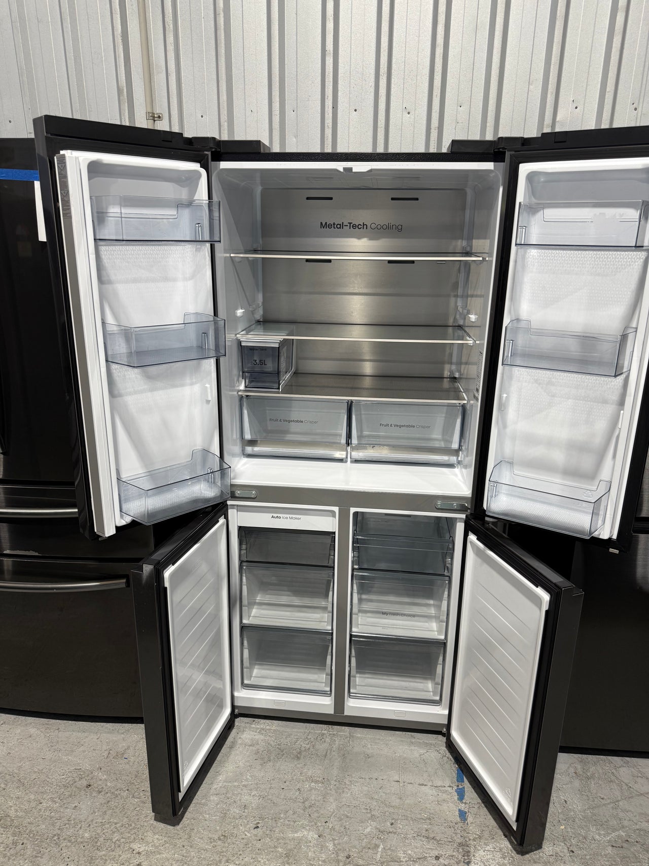 Factory second Hisense 483L French Door Refrigerator HRCD483TBW - Second Hand Appliances Geebung