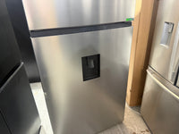 Thumbnail for Factory second Hisense 496L Top Mount refrigerator HRTF496SW - Second Hand Appliances Geebung