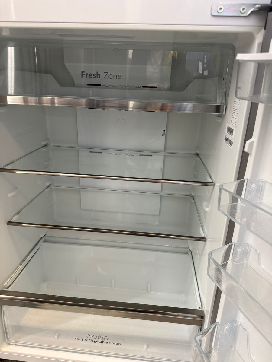Factory second Hisense 496L Top Mount refrigerator HRTF496SW - Second Hand Appliances Geebung