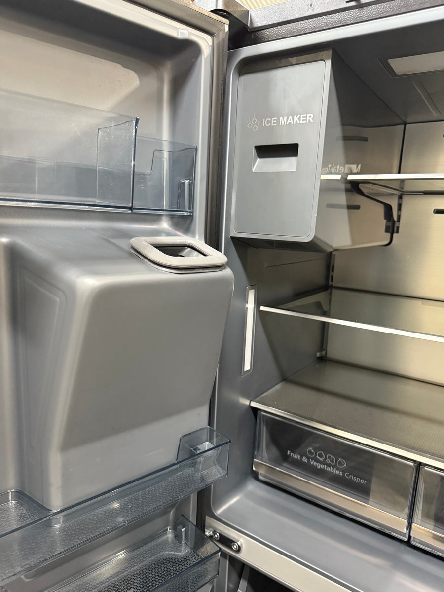 Factory second Hisense 585L French Door Fridge Black Steel with Dark Interior HRCD585BWB - Second Hand Appliances Geebung