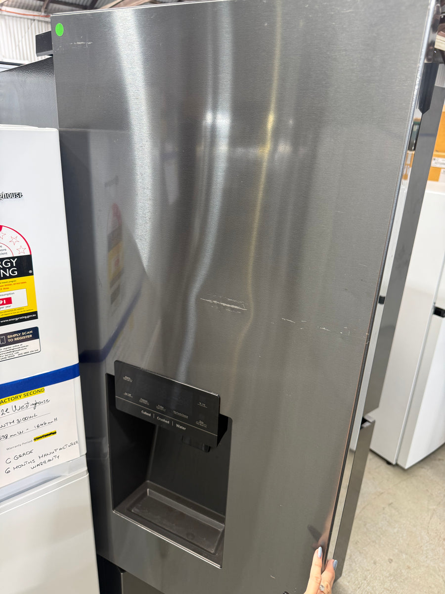 Factory second Hisense 585L PureFlat Eclipse Refrigerator Dark Stainless Steel HRCD586TBWB - Second Hand Appliances Geebung