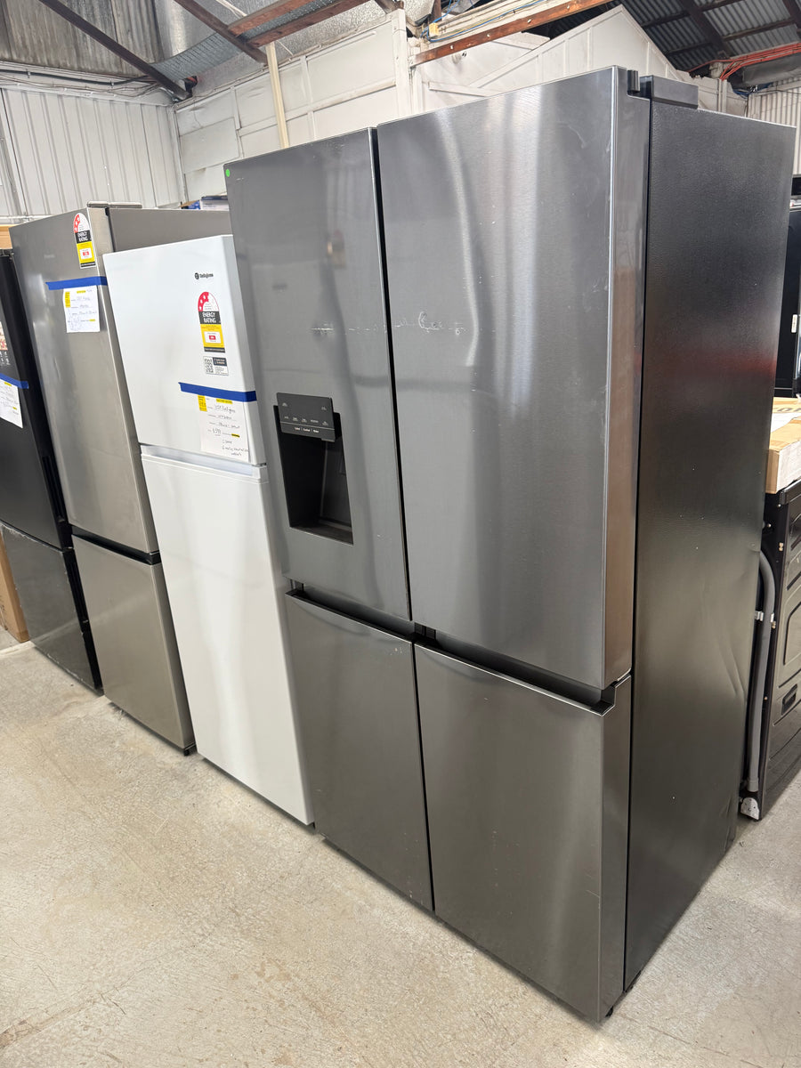 Factory second Hisense 585L PureFlat Eclipse Refrigerator Dark Stainless Steel HRCD586TBWB - Second Hand Appliances Geebung