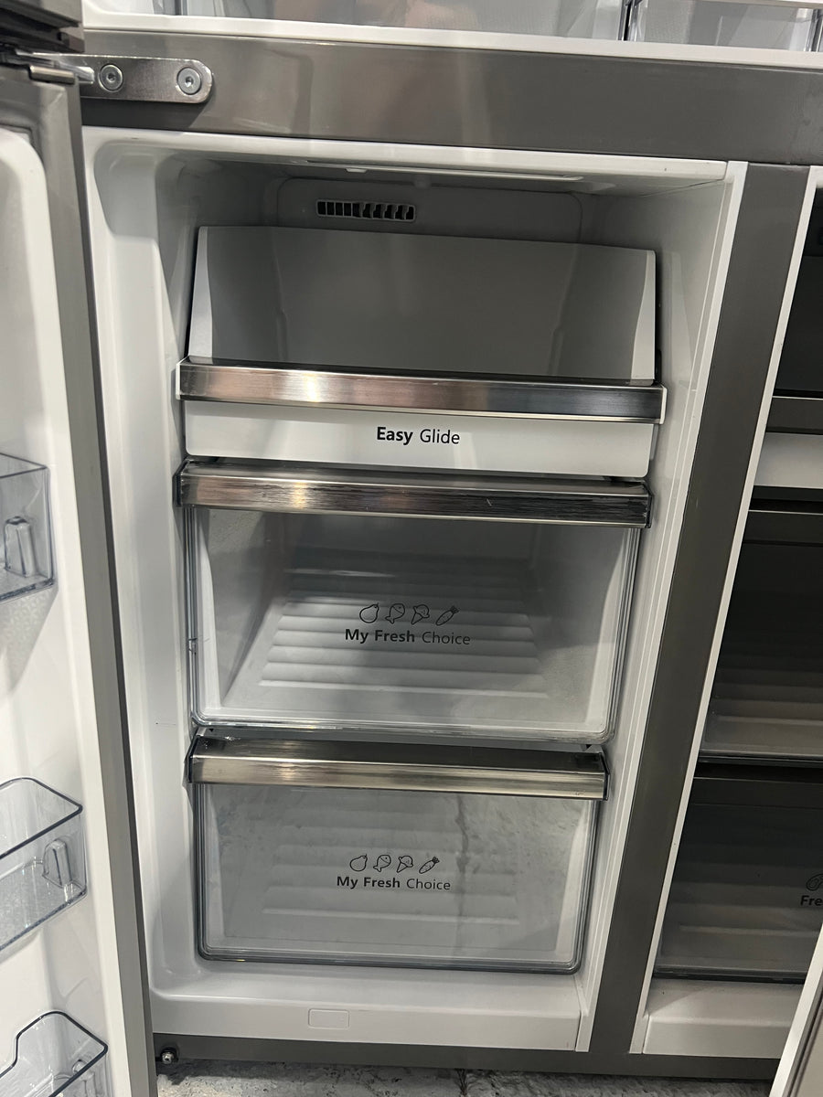 Factory second Hisense 585L PureFlat French Door Fridge HRCD650SW - Second Hand Appliances Geebung