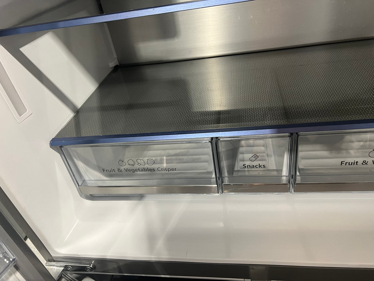 Factory second Hisense 585L PureFlat French Door Fridge HRCD650SW - Second Hand Appliances Geebung