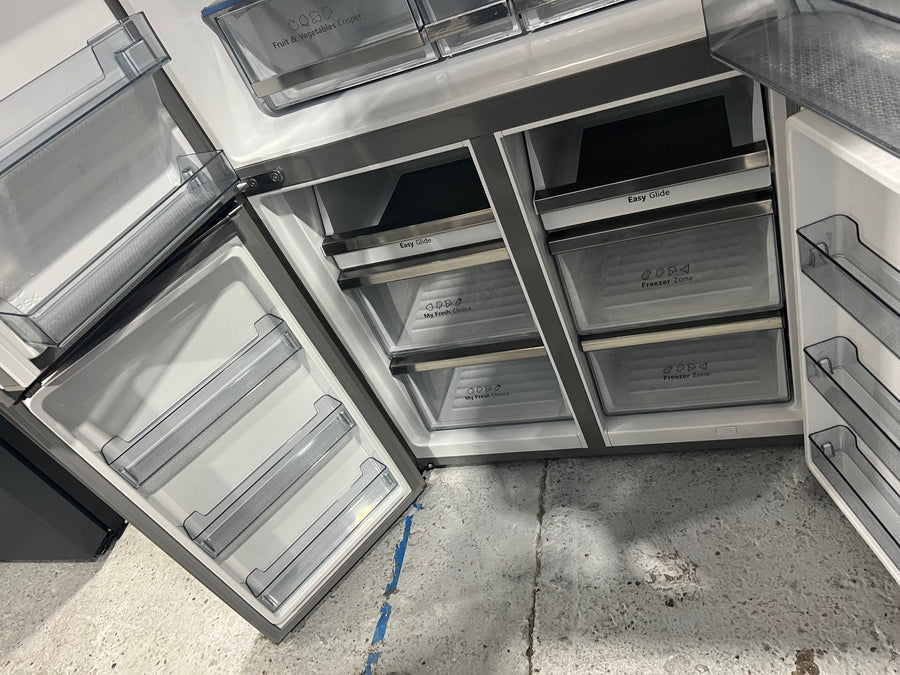 Factory second Hisense 585L PureFlat French Door Fridge HRCD650SW - Second Hand Appliances Geebung