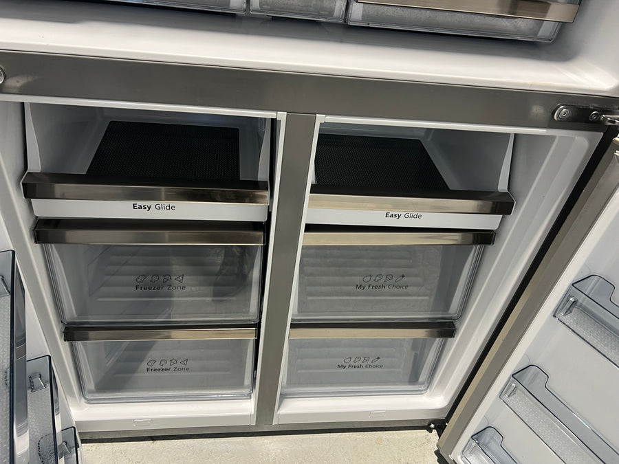 Factory second Hisense 585L PureFlat Quad Door French Door Fridge with Ice & Water Dispenser - Stainless Steel - Second Hand Appliances Geebung