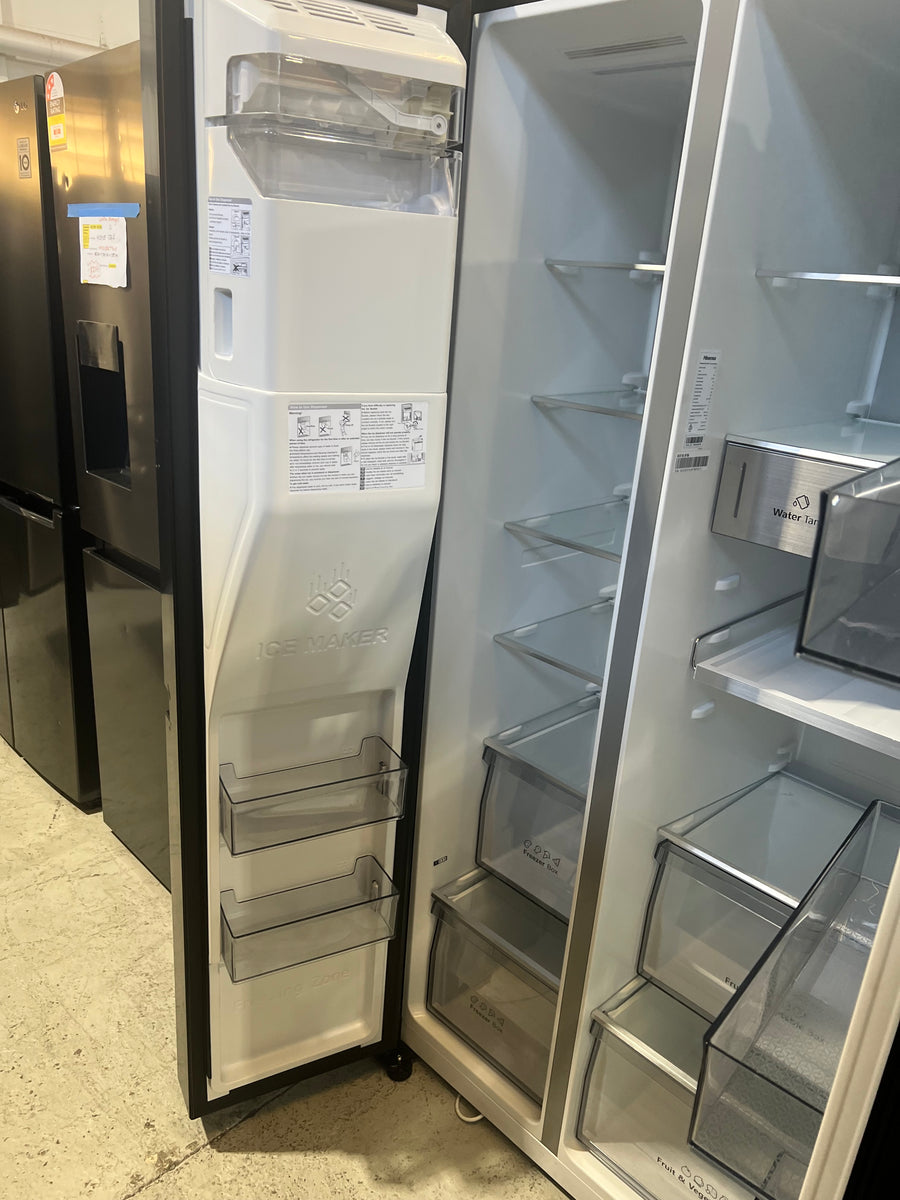 Factory second Hisense 632L Side By Side Refrigerator Model: HRSBS632BW with non-plumbed ice and water dispenser - Second Hand Appliances Geebung