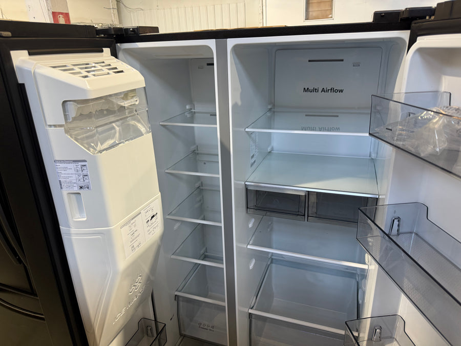 Factory second Hisense 633L Side by Side Refrigerator – Black Steel Model: HRSBS633BW - Second Hand Appliances Geebung