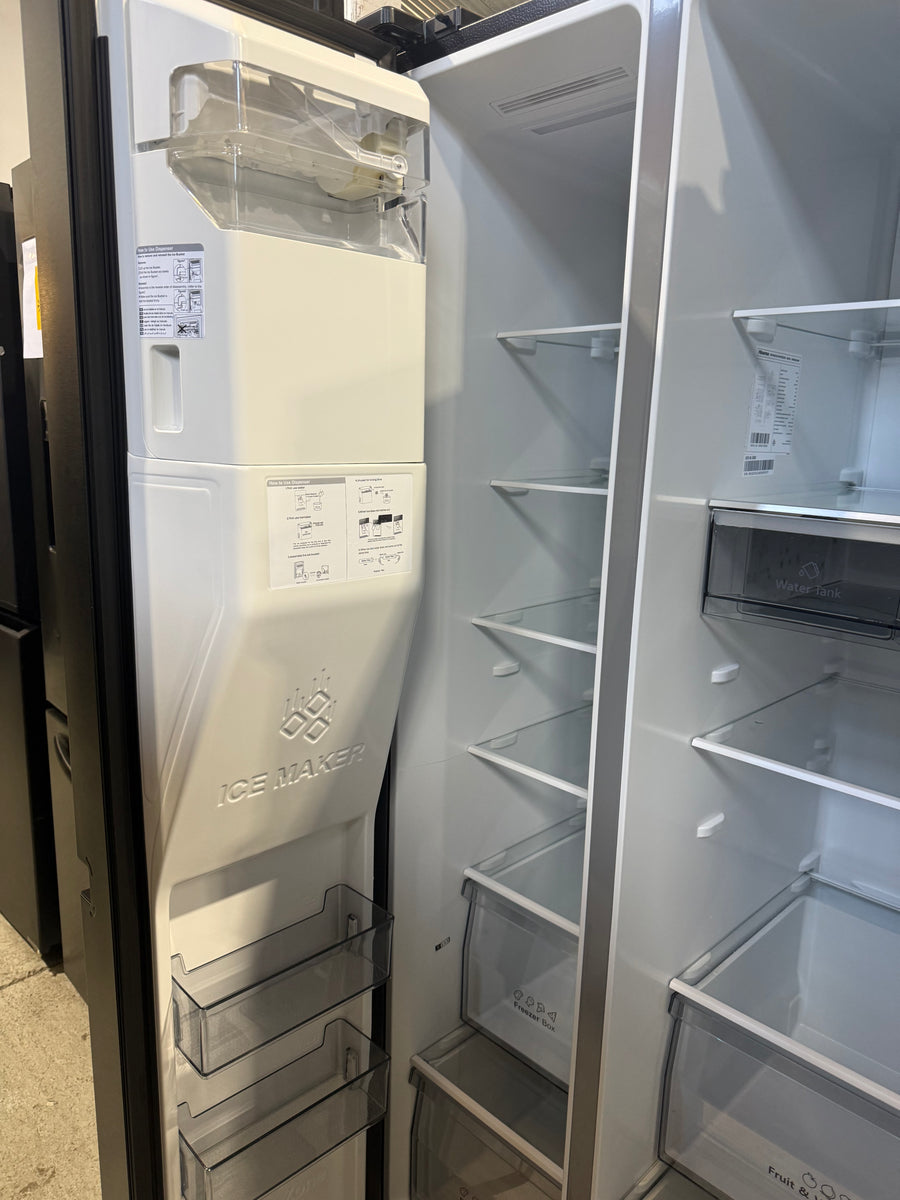 Factory second Hisense 633L Side by Side Refrigerator – Black Steel Model: HRSBS633BW - Second Hand Appliances Geebung