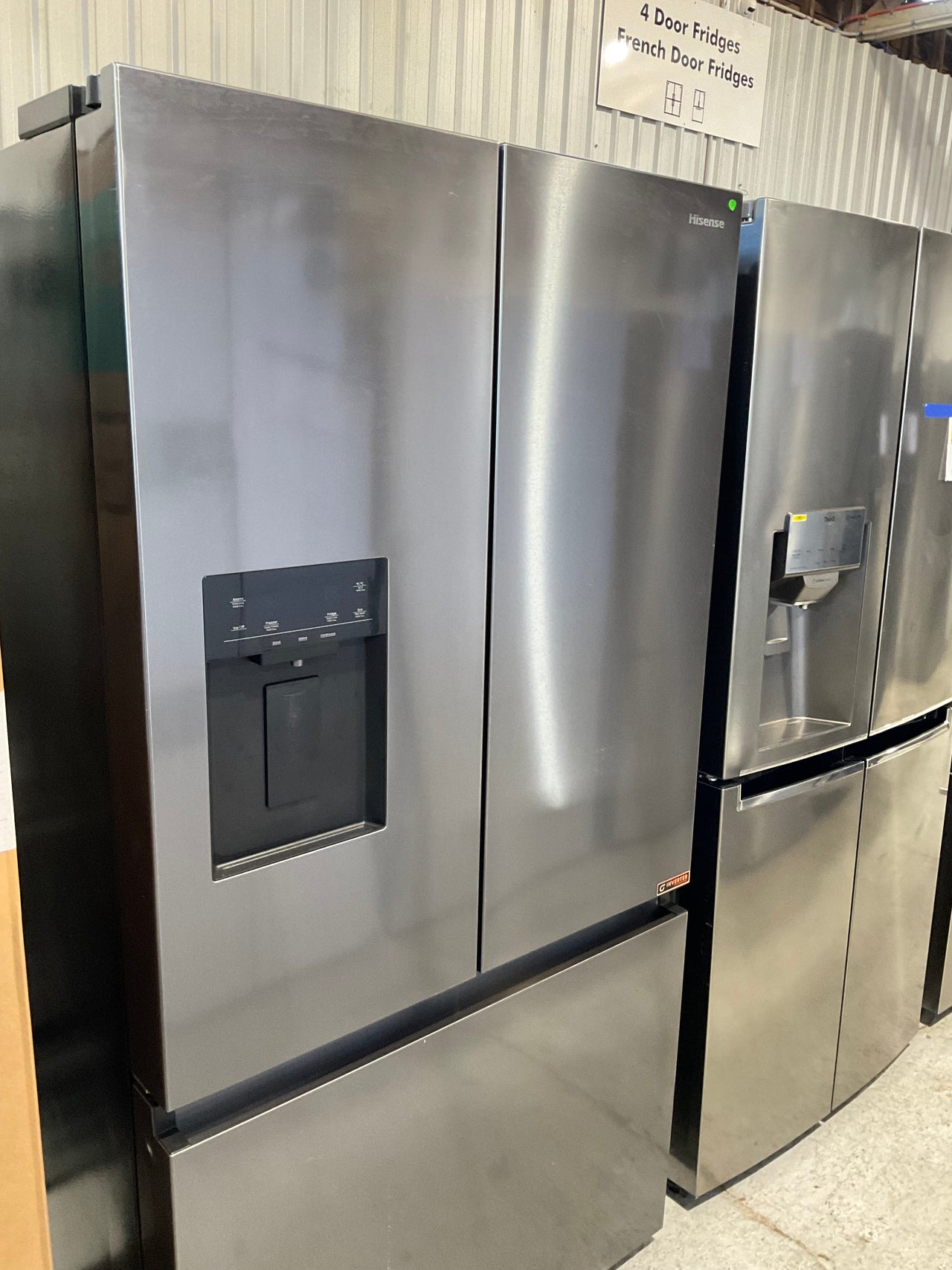 Factory second Hisense 634 L PureFlat™ French Door Refrigerator – HRFD634BW (Dark Stainless Steel) - Second Hand Appliances Geebung