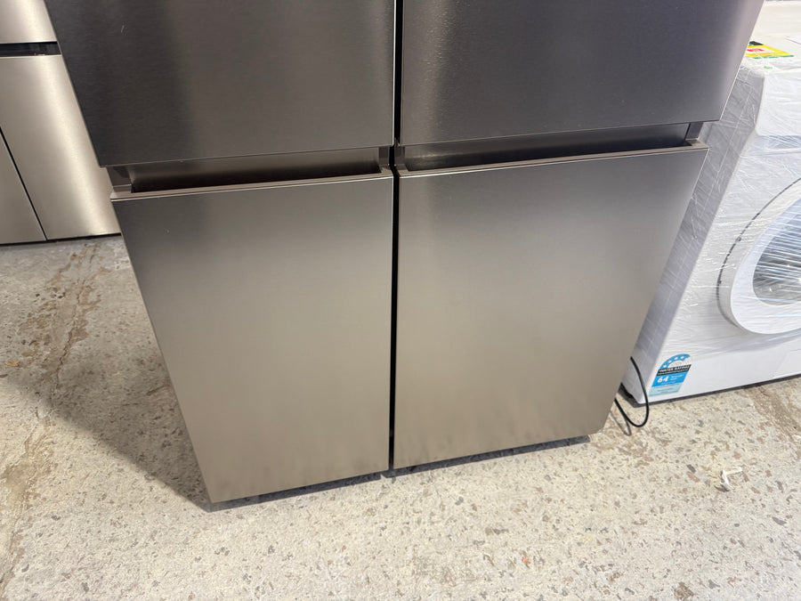 Factory second Hisense 649L Side By Side Refrigerator HRSBS649SW - Second Hand Appliances Geebung
