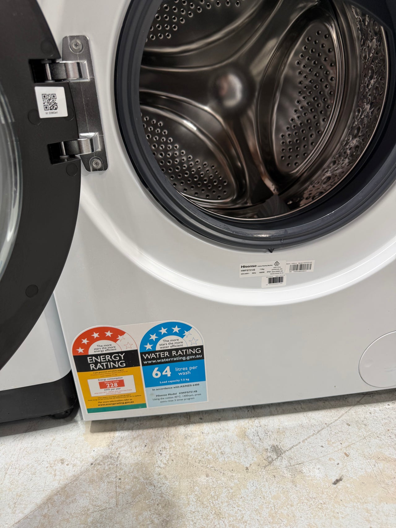Factory second Hisense 7.5kg Series 3 Front Load Washing Machine HWFS7514S - Second Hand Appliances Geebung