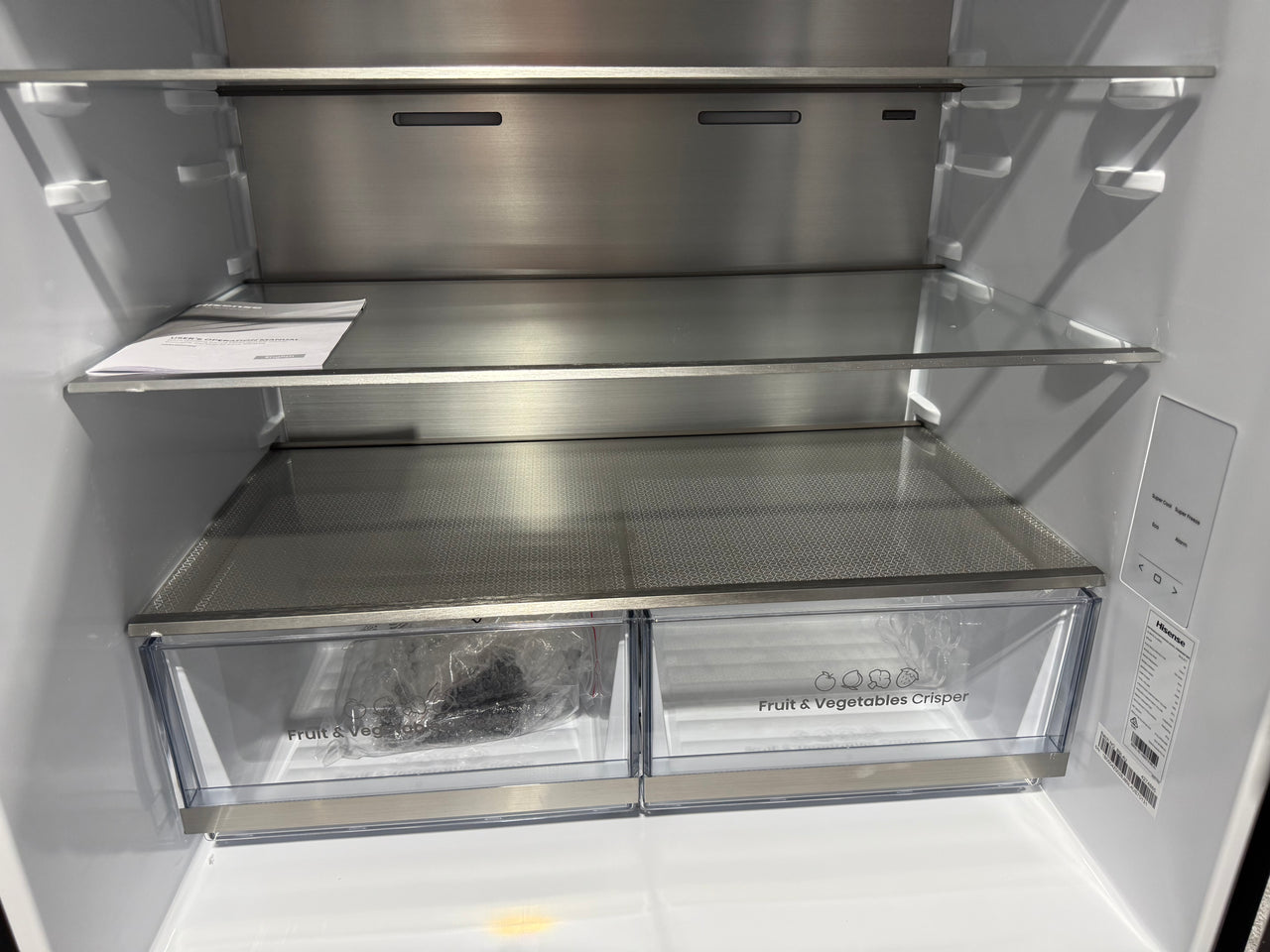 Factory second Hisense HRBM500TBW 500-litre PureFlat Bottom Mount Refrigerator - Second Hand Appliances Geebung