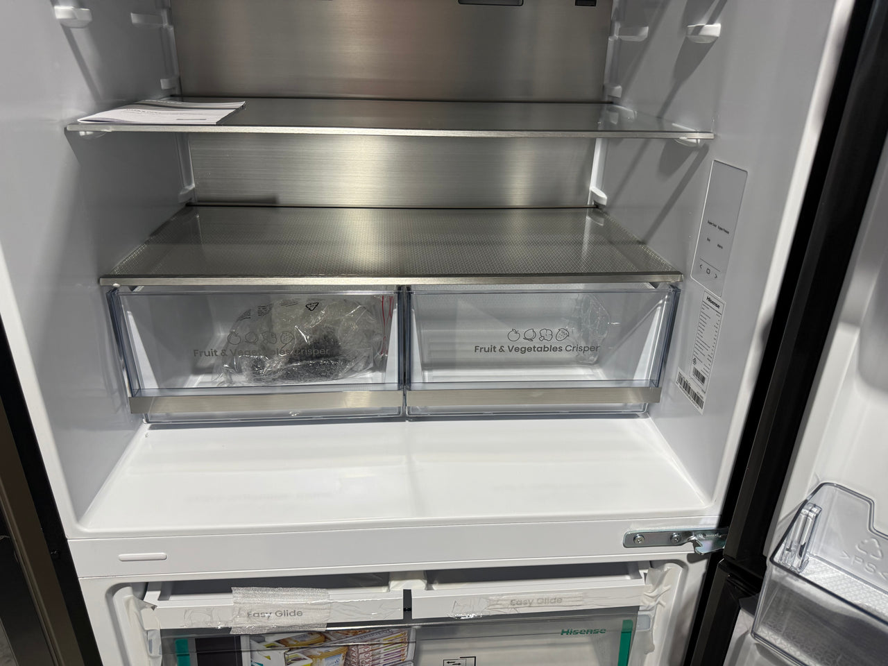 Factory second Hisense HRBM500TBW 500-litre PureFlat Bottom Mount Refrigerator - Second Hand Appliances Geebung