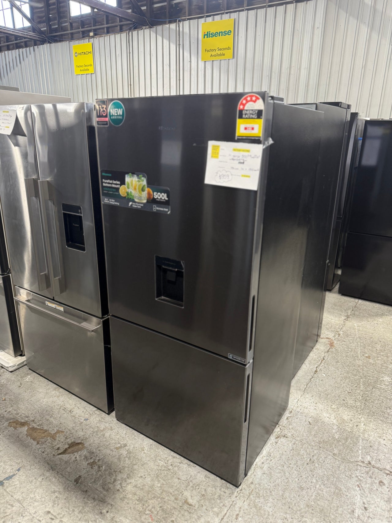 Factory second Hisense HRBM500TBW 500-litre PureFlat Bottom Mount Refrigerator - Second Hand Appliances Geebung