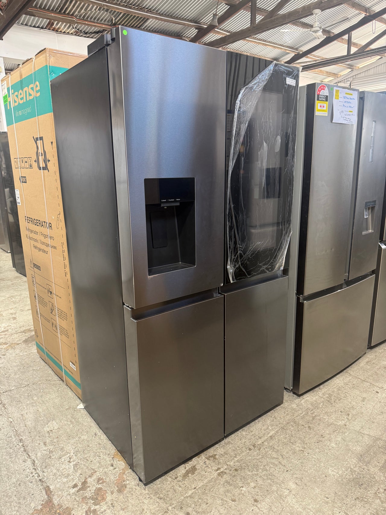 Factory second Hisense HRCD615TBWV 615L PureView French Door Fridge - Second Hand Appliances Geebung