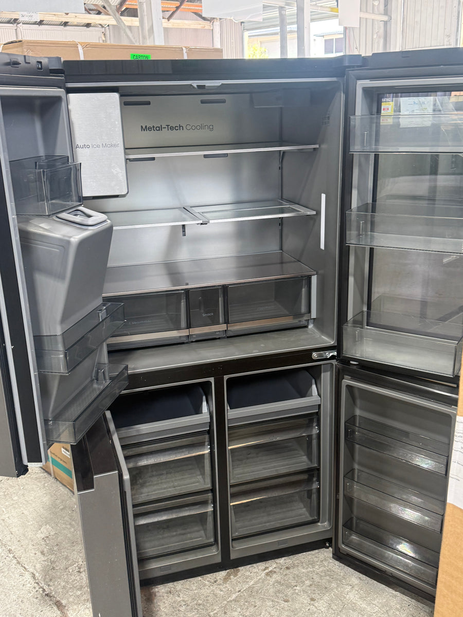 Factory second Hisense HRCD615TBWV 615L PureView French Door Fridge - Second Hand Appliances Geebung