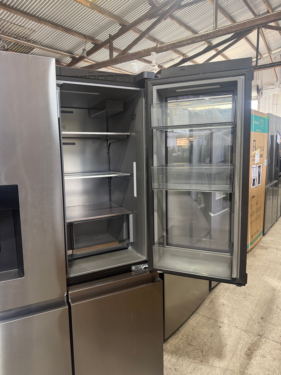 Factory second Hisense HRCD615TBWV 615L PureView French Door Fridge - Second Hand Appliances Geebung