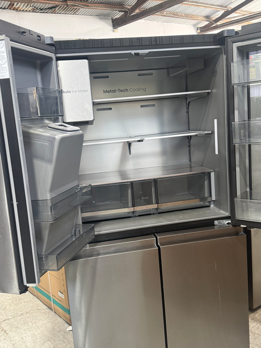 Factory second Hisense HRCD615TBWV 615L PureView French Door Fridge - Second Hand Appliances Geebung